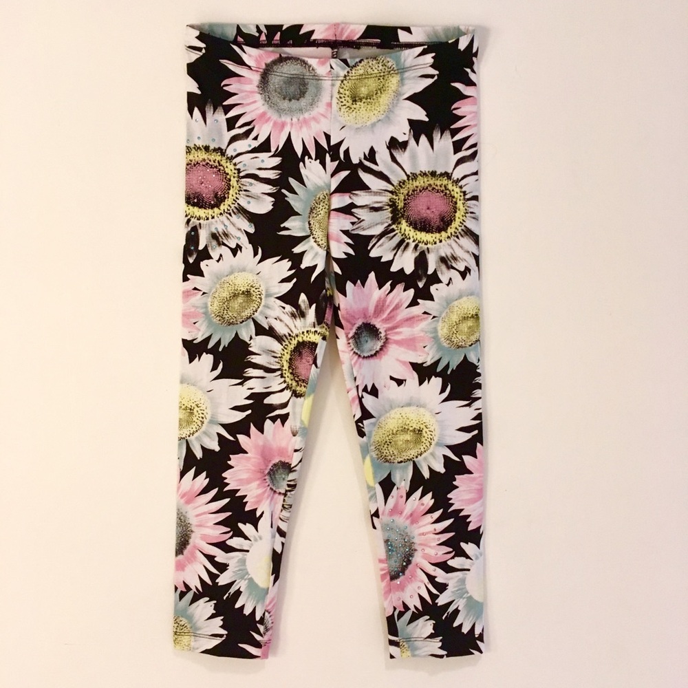 Girl's pastel floral Capri leggings